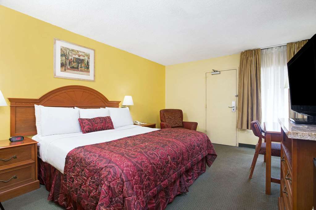 Orlando Inn Near International Drive Williamsburg Bilik gambar